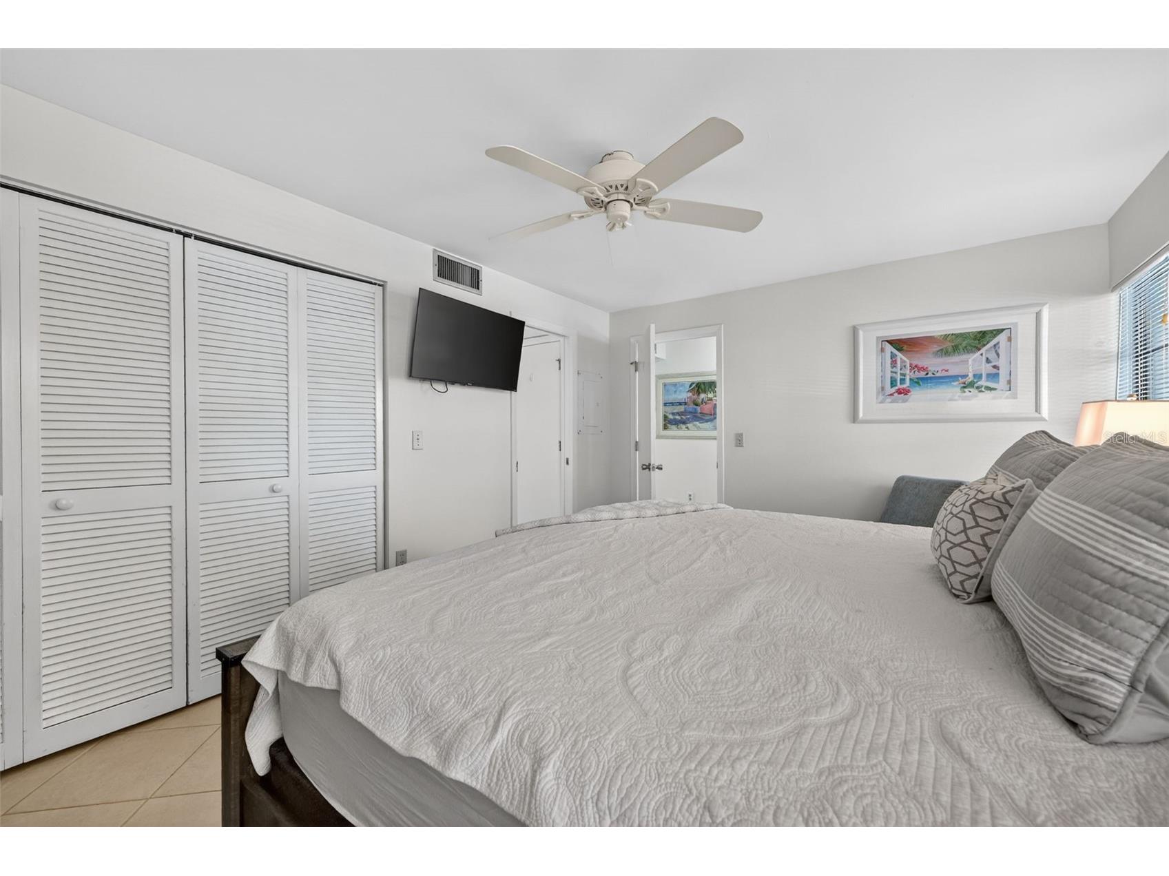 3061 Quail Hollow # 35 Sarasota FL 34235 A4690473 image20