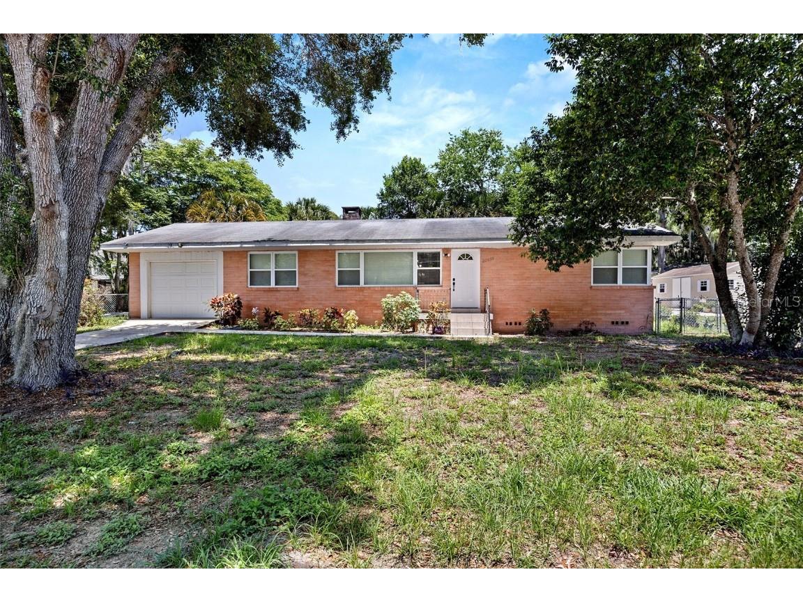 30618 Orange Drive Leesburg FL 34748 OM679182 image1