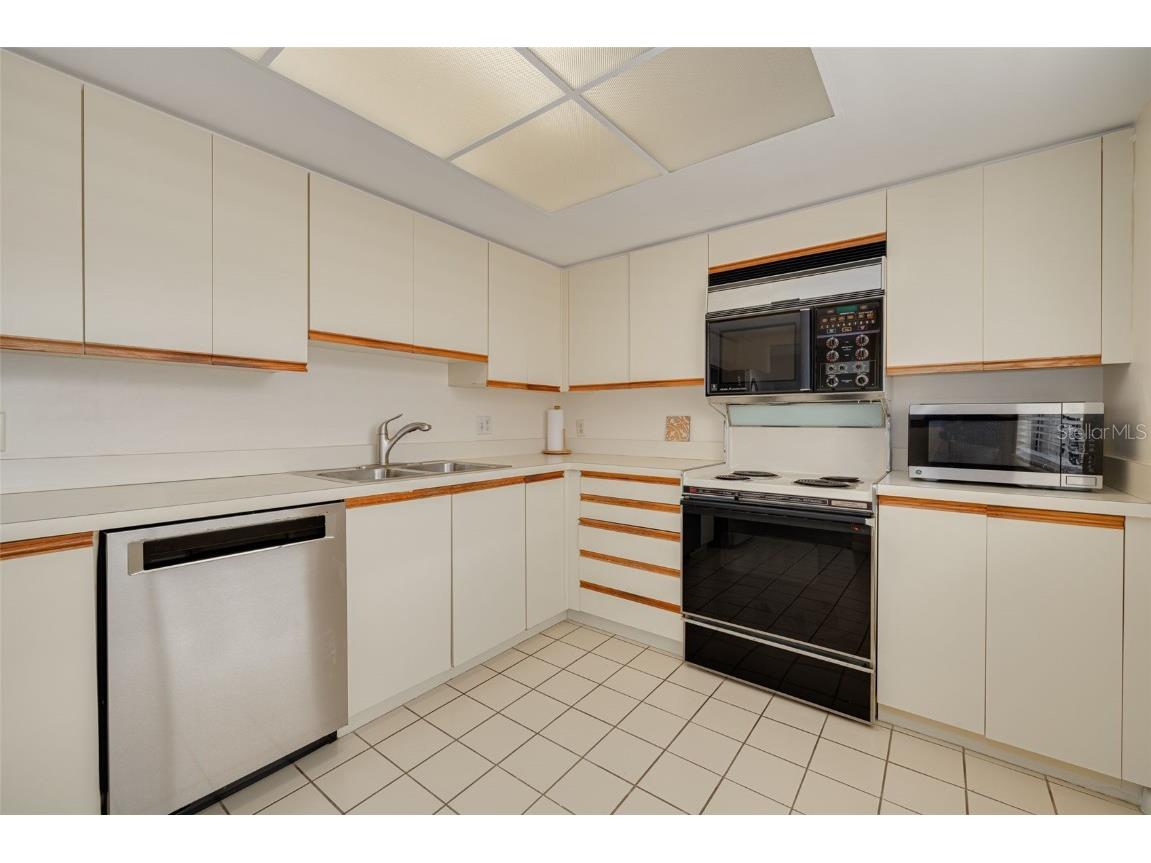 3062 Eastland Boulevard #406 Clearwater FL 33761 TB8453812 image11