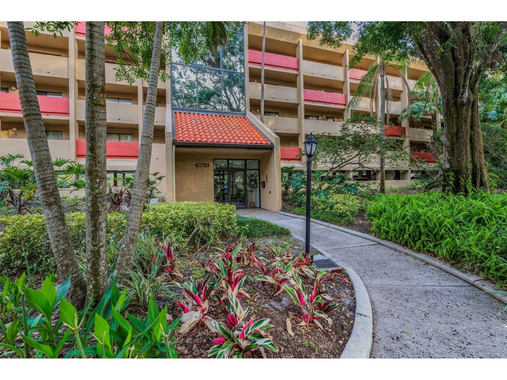 3062 Eastland Boulevard #D402 Clearwater FL 33761 TB8381828 image1