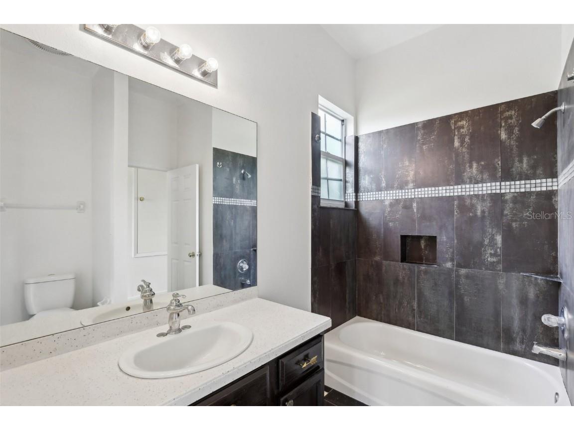 3062 Sutton Woods Drive Plant City FL 33566 TB8392934 image35