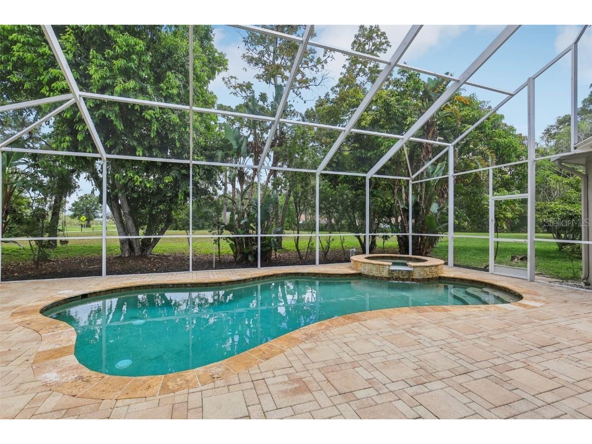 3062 Sutton Woods Drive Plant City FL 33566 TB8392934 image4