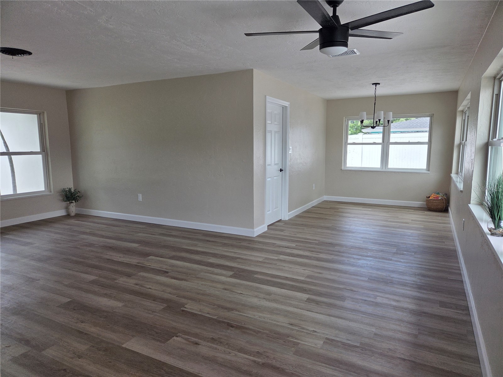 3066 66th Way N Saint Petersburg FL 33710 TB8527855 image7