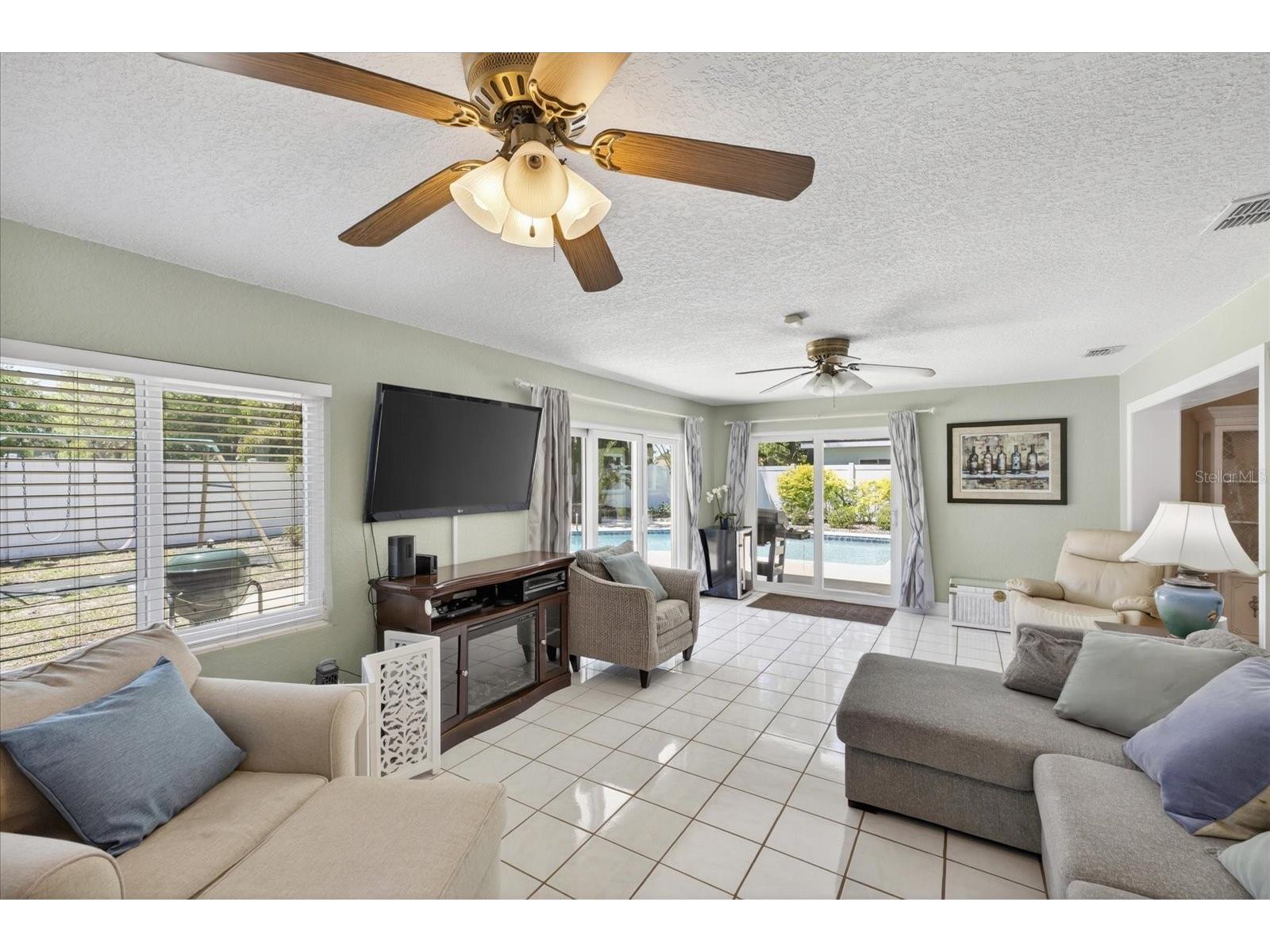 3067 Kapok Kove Drive Clearwater FL 33759 TB8499142 image18