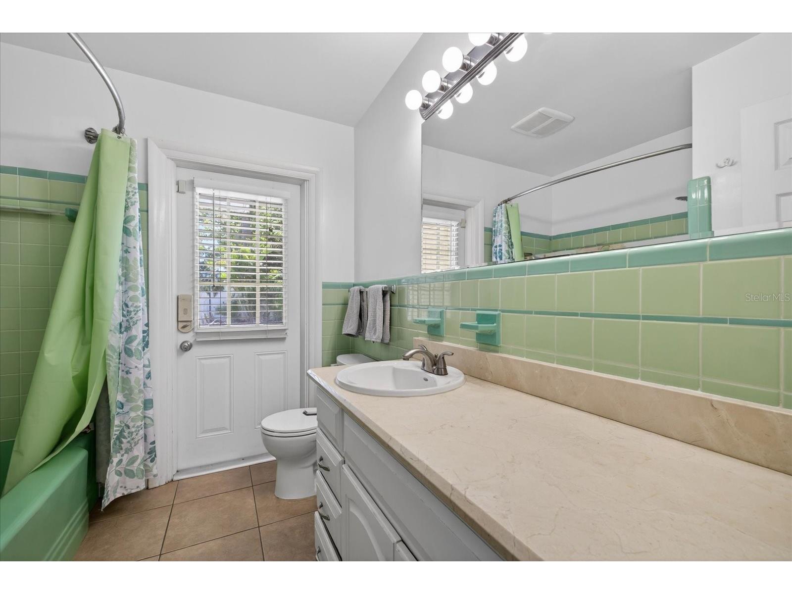 3067 Kapok Kove Drive Clearwater FL 33759 TB8499142 image29