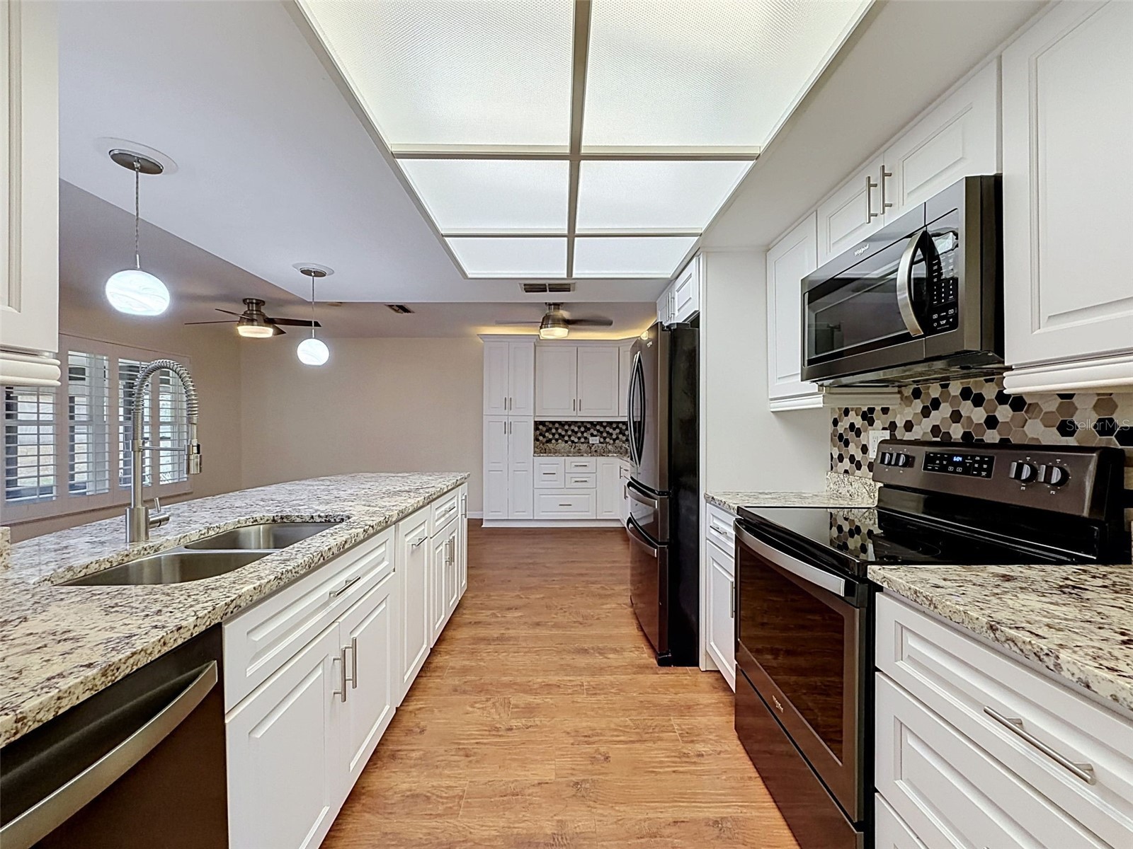3068 E Dorchester Drive Palm Harbor FL 34684 W7887179 image14