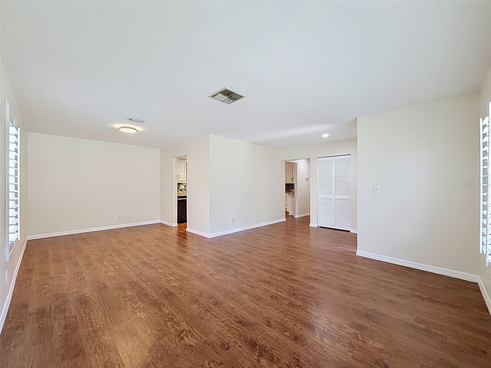 3068 E Dorchester Drive Palm Harbor FL 34684 W7887179 image8