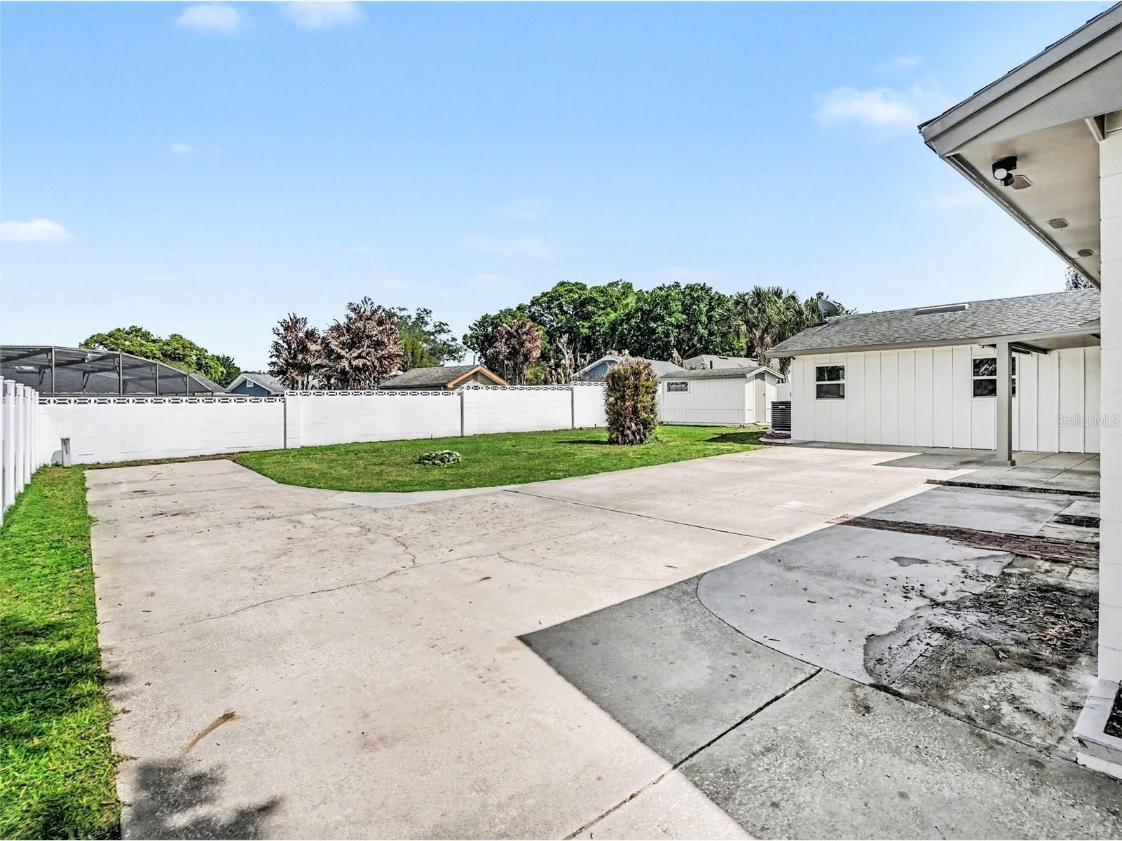 3069 Bay Tree Drive Orlando FL 32806 O6394820 image25