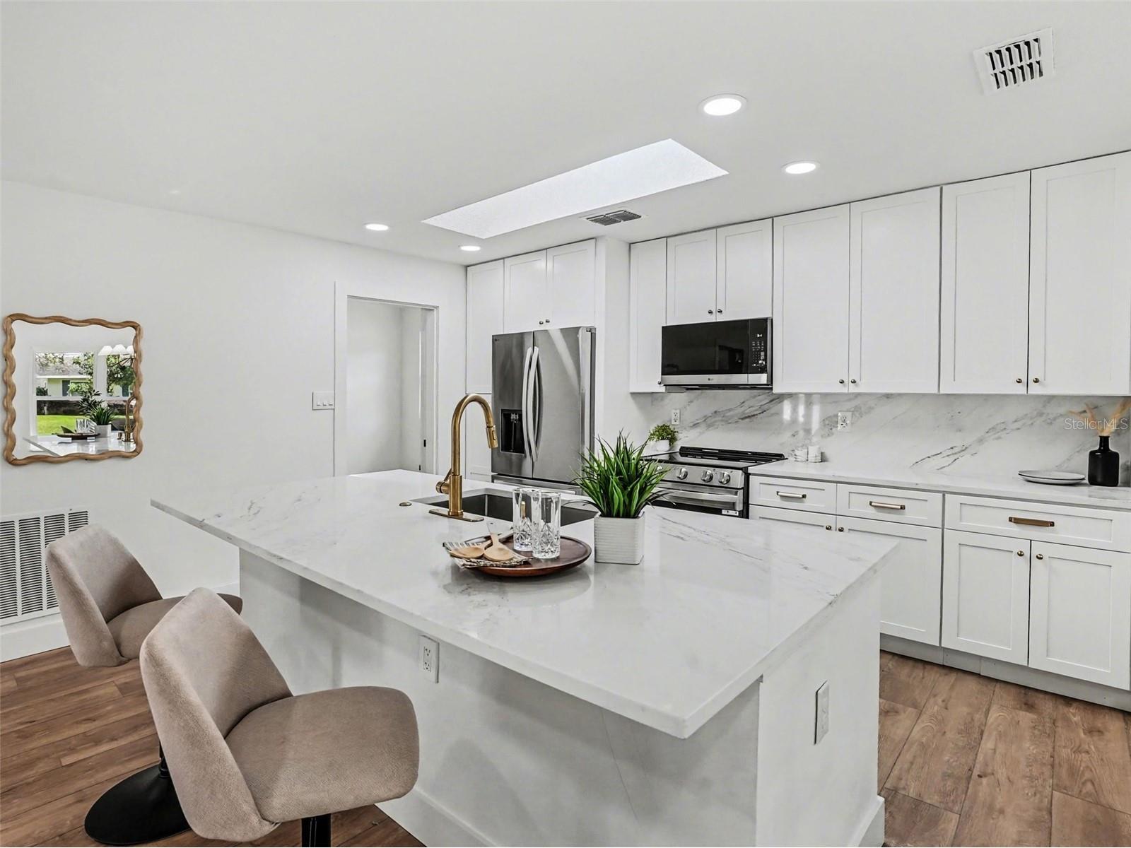 3069 Bay Tree Drive Orlando FL 32806 O6394820 image9