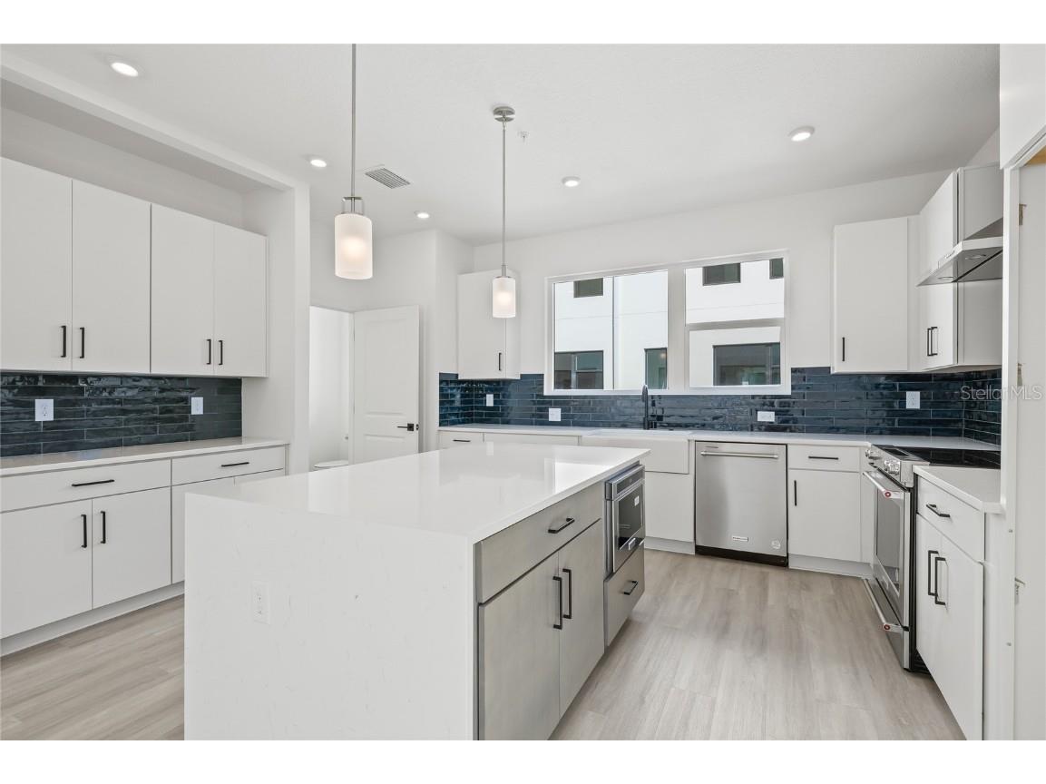 307 15th Street N Saint Petersburg FL 33705 TB8451688 image15