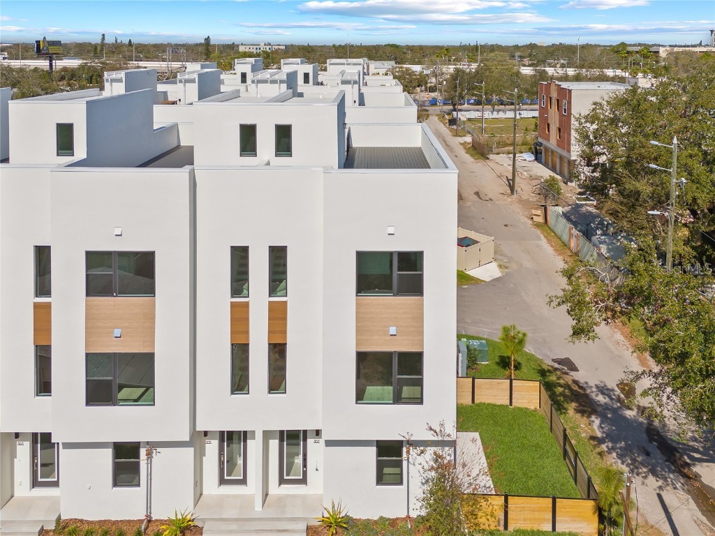 307 15th Street N Saint Petersburg FL 33705 TB8451688 image2