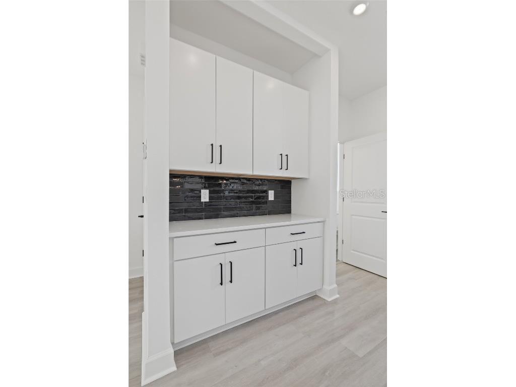 307 15th Street N Saint Petersburg FL 33705 TB8451688 image21