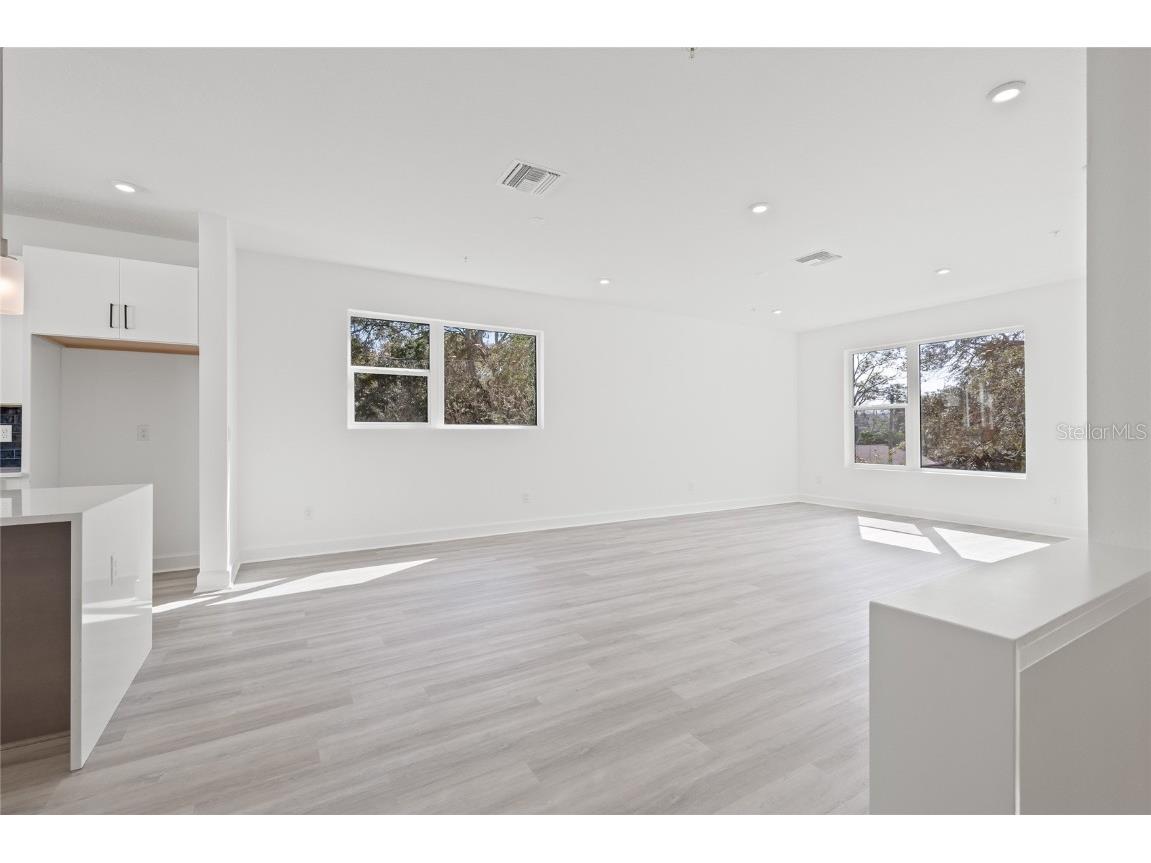 307 15th Street N Saint Petersburg FL 33705 TB8451688 image22