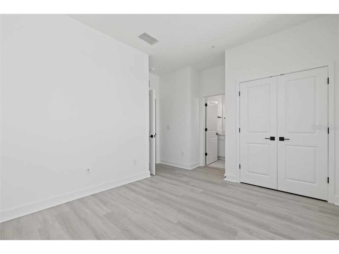 307 15th Street N Saint Petersburg FL 33705 TB8451688 image30