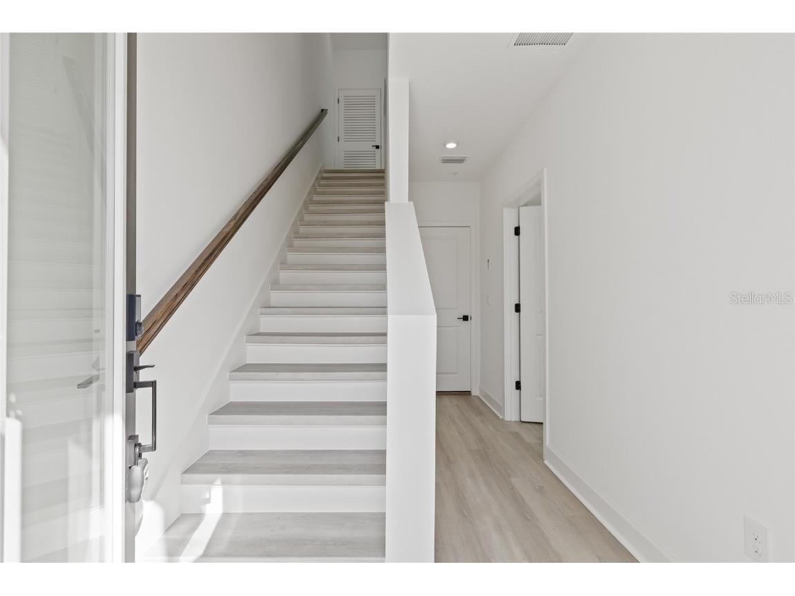 307 15th Street N Saint Petersburg FL 33705 TB8451688 image6