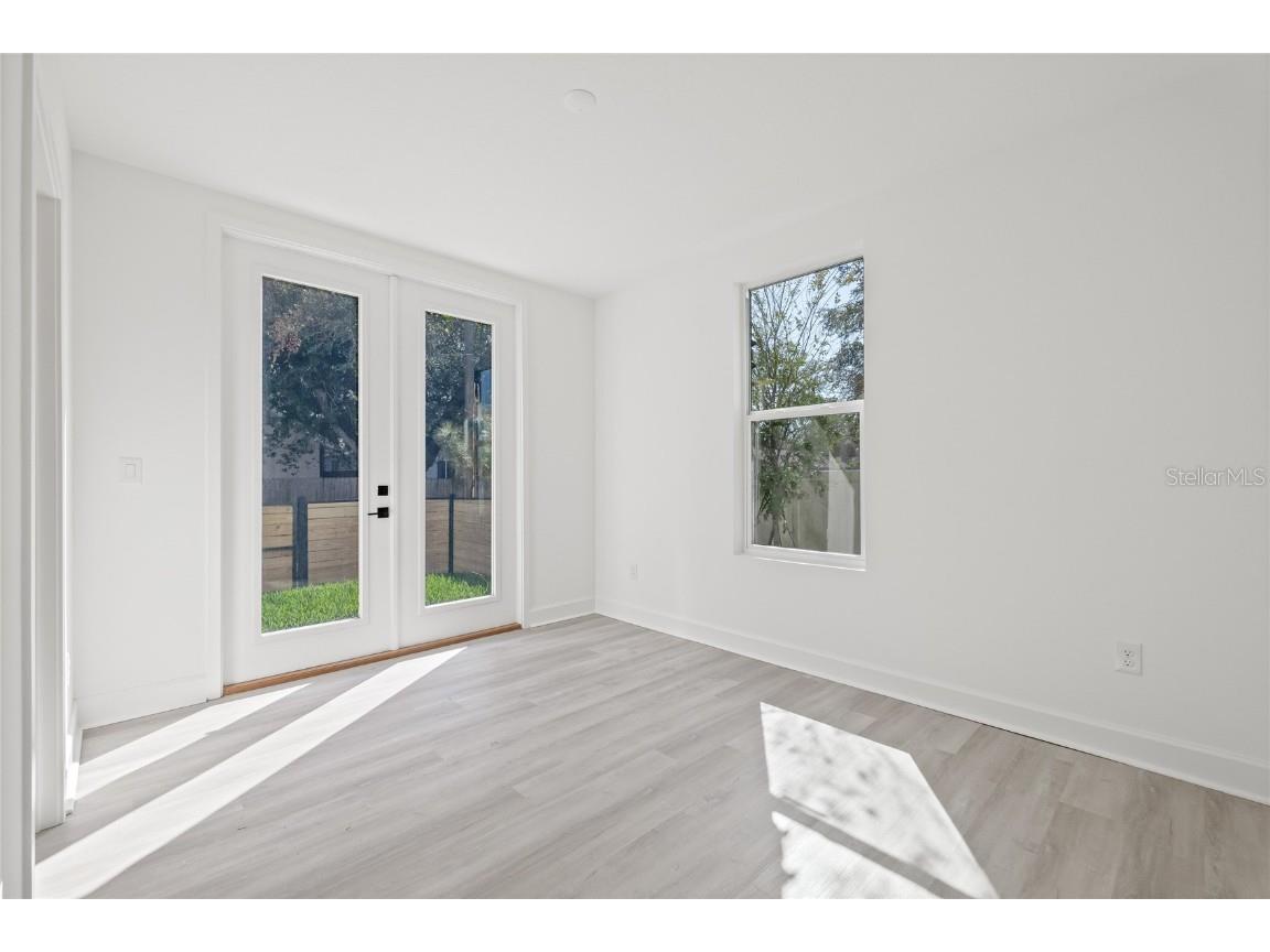 307 15th Street N Saint Petersburg FL 33705 TB8451688 image7