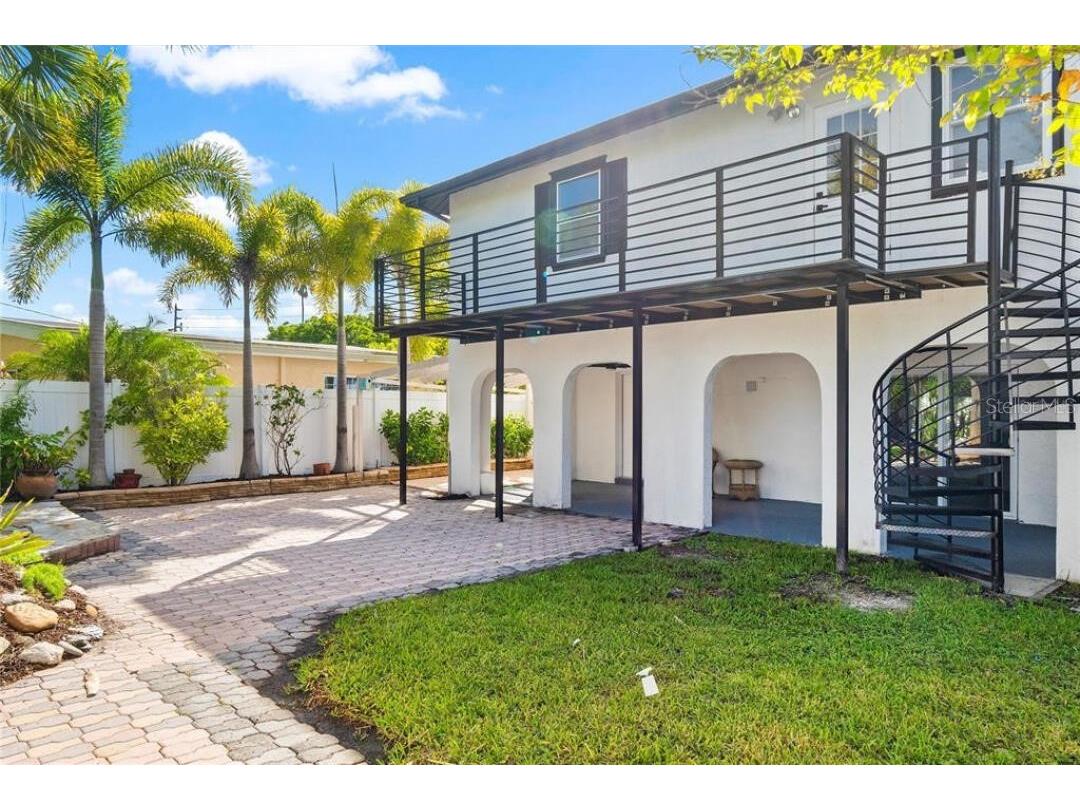 307 161st Avenue Redington Beach FL 33708 O6398521 image2