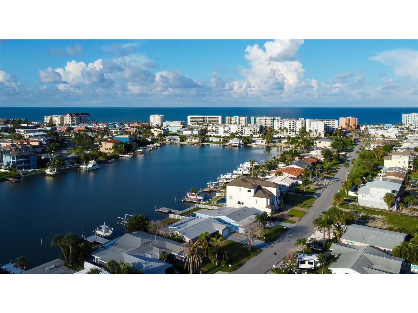 307 173rd Avenue E North Redington Beach FL 33708 TB8417798 image1