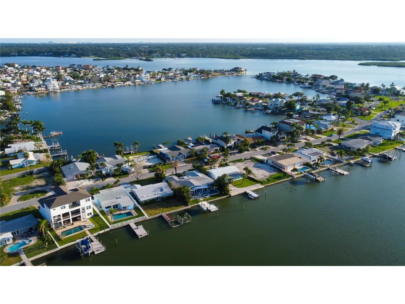 307 173rd Avenue E North Redington Beach FL 33708 TB8417798 image12