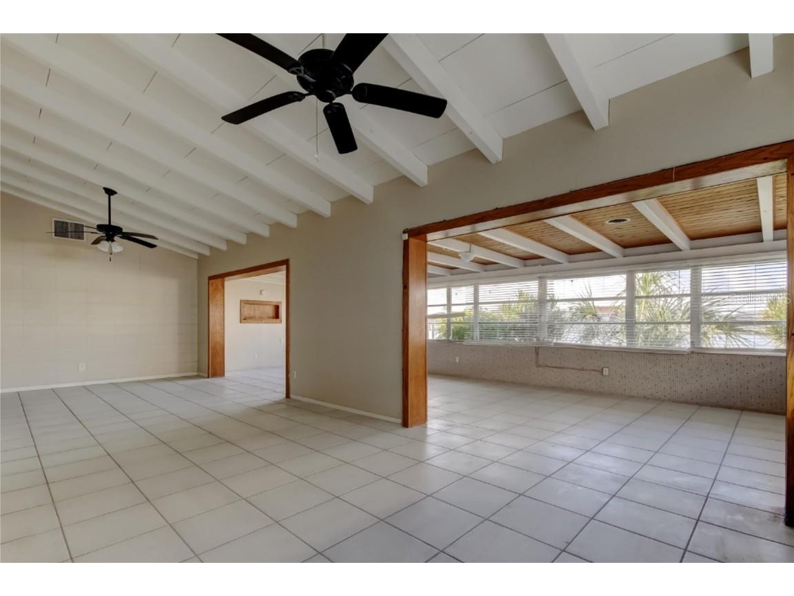 307 173rd Avenue E North Redington Beach FL 33708 TB8417798 image19