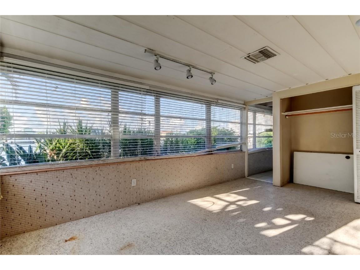 307 173rd Avenue E North Redington Beach FL 33708 TB8417798 image23