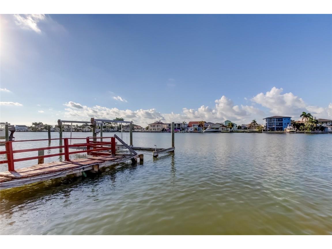 307 173rd Avenue E North Redington Beach FL 33708 TB8417798 image7