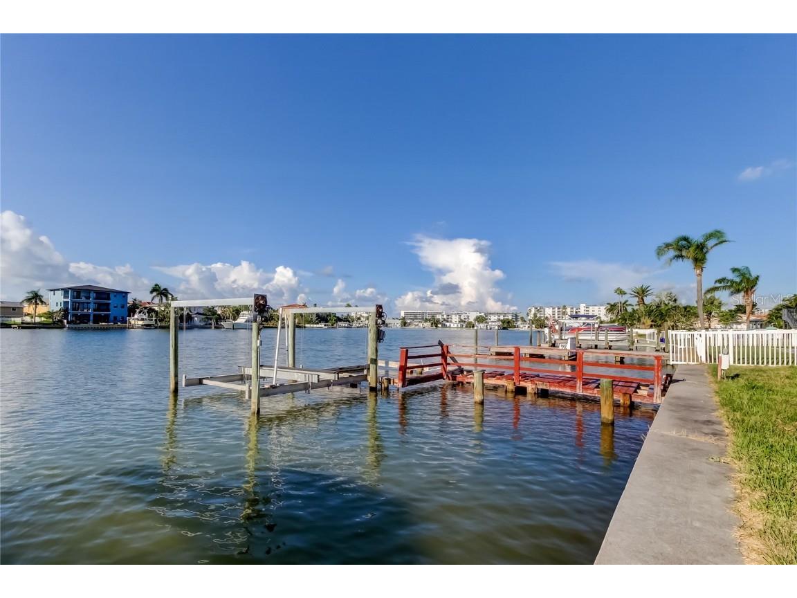 307 173rd Avenue E North Redington Beach FL 33708 TB8417798 image9