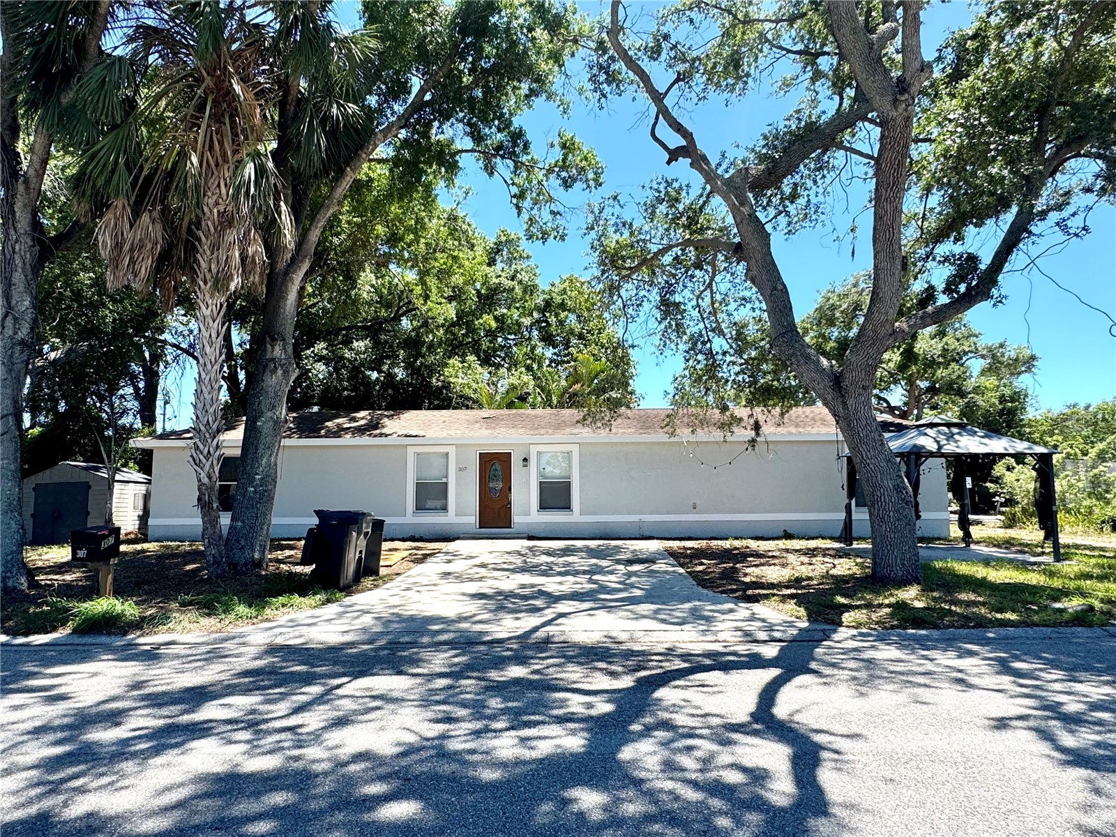 307 27th Street E Palmetto FL 34221 A4692817 image1