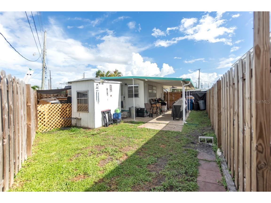 307 52nd Avenue Drive W Bradenton FL 34207 A4670966 image20