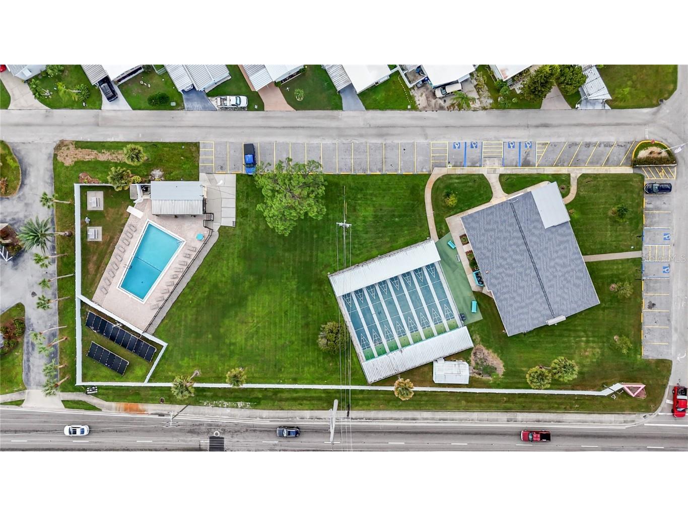 307 52nd Avenue Drive W Bradenton FL 34207 A4670966 image30