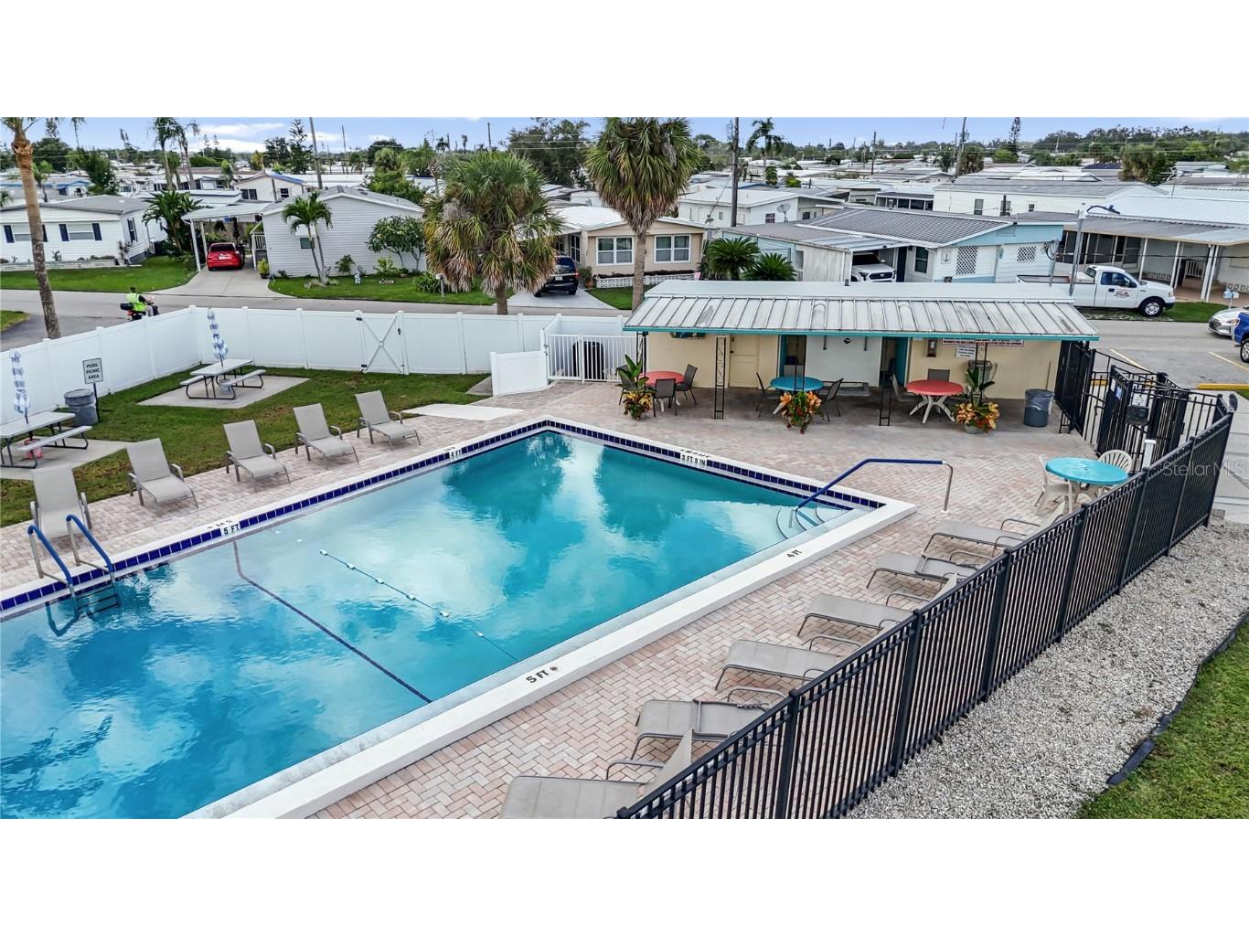 307 52nd Avenue Drive W Bradenton FL 34207 A4670966 image33