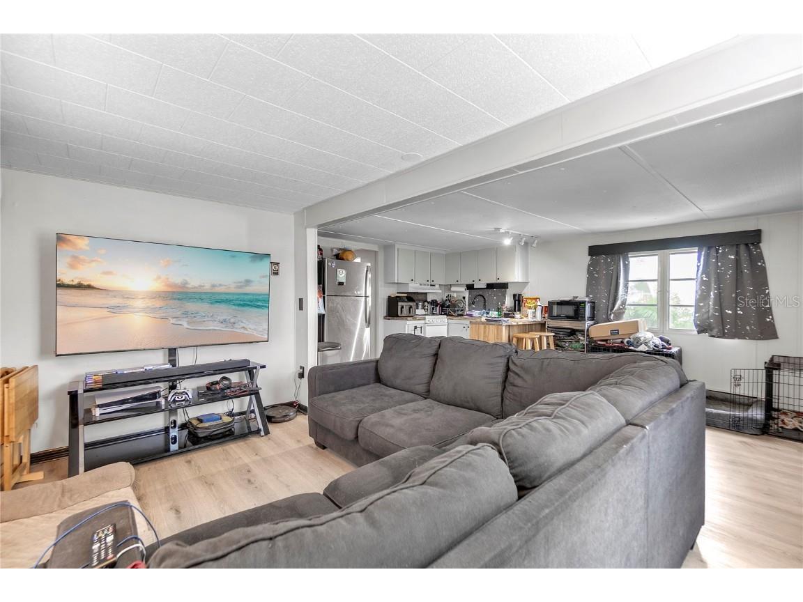 307 52nd Avenue Drive W Bradenton FL 34207 A4670966 image4