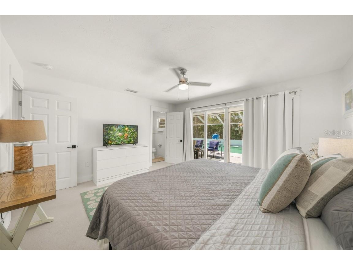 307 57th Street Holmes Beach FL 34217 A4659537 image14