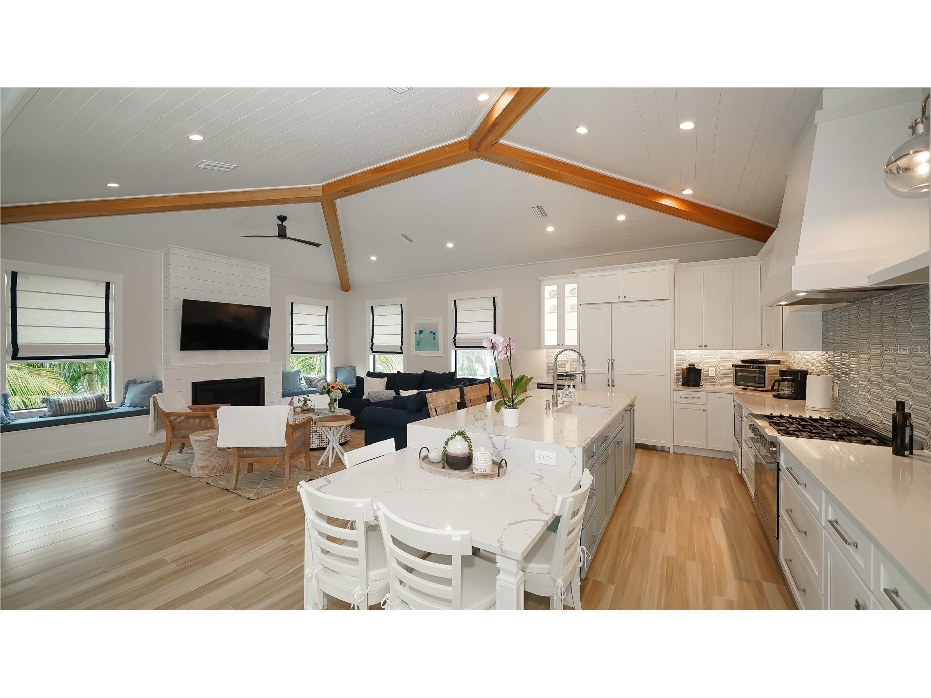 307 62nd Street Holmes Beach FL 34217 TB8482085 image4