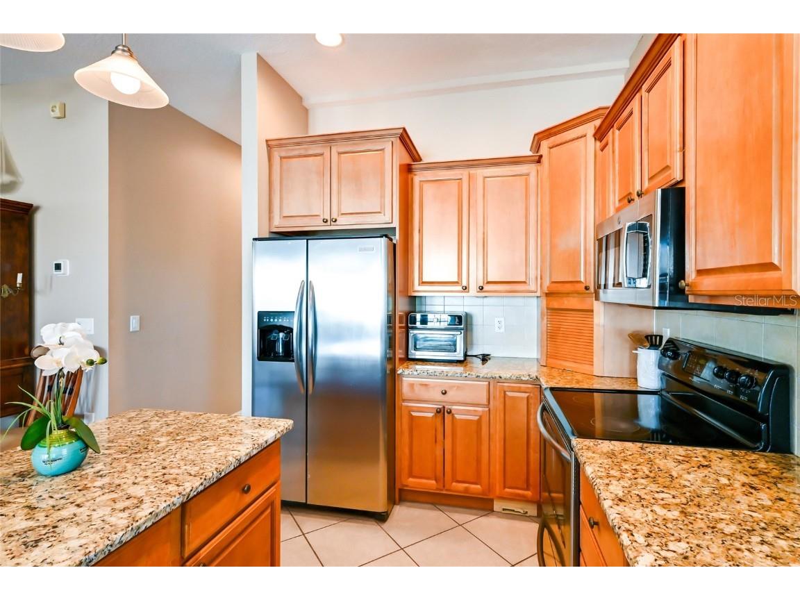 307 64th Street Holmes Beach FL 34217 A4673866 image16