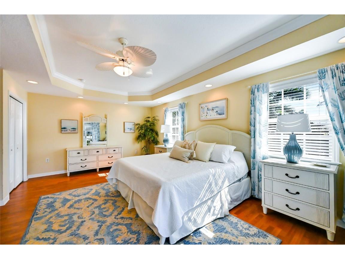 307 64th Street Holmes Beach FL 34217 A4673866 image19