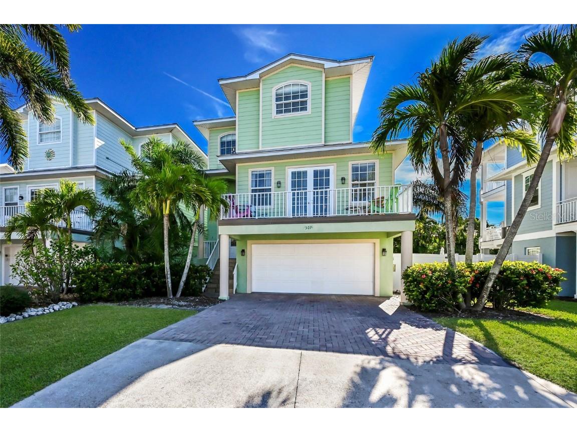 307 64th Street Holmes Beach FL 34217 A4673866 image2