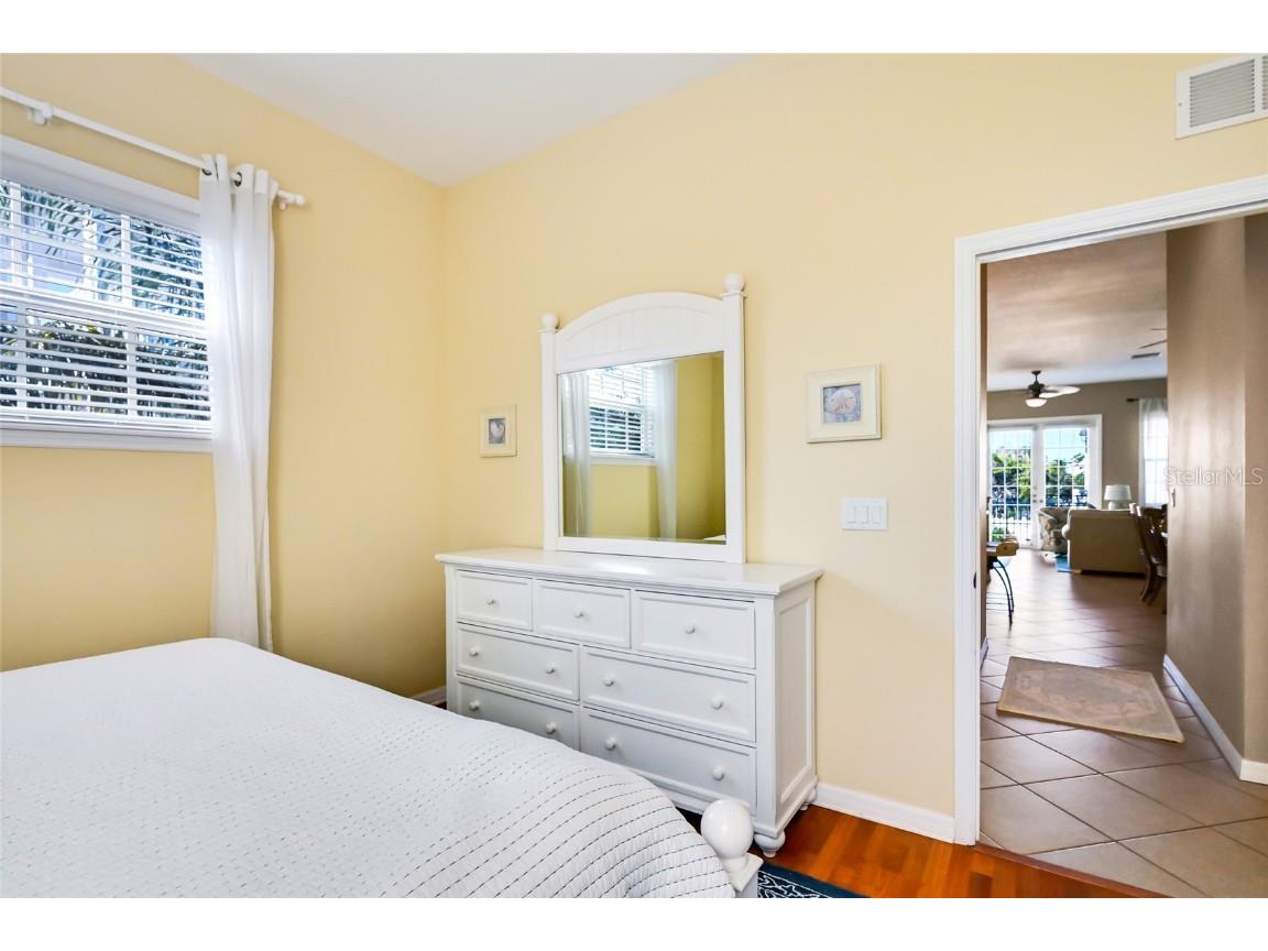 307 64th Street Holmes Beach FL 34217 A4673866 image25