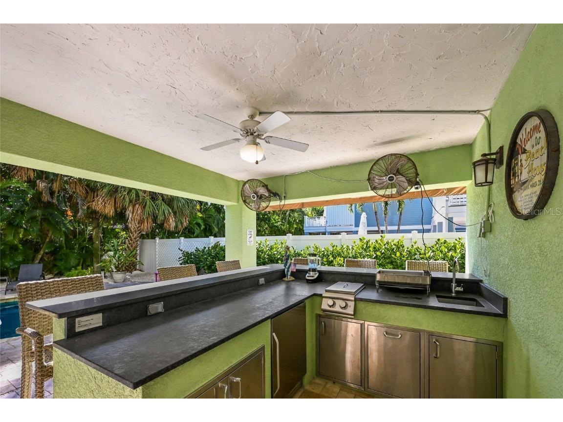 307 64th Street Holmes Beach FL 34217 A4673866 image35