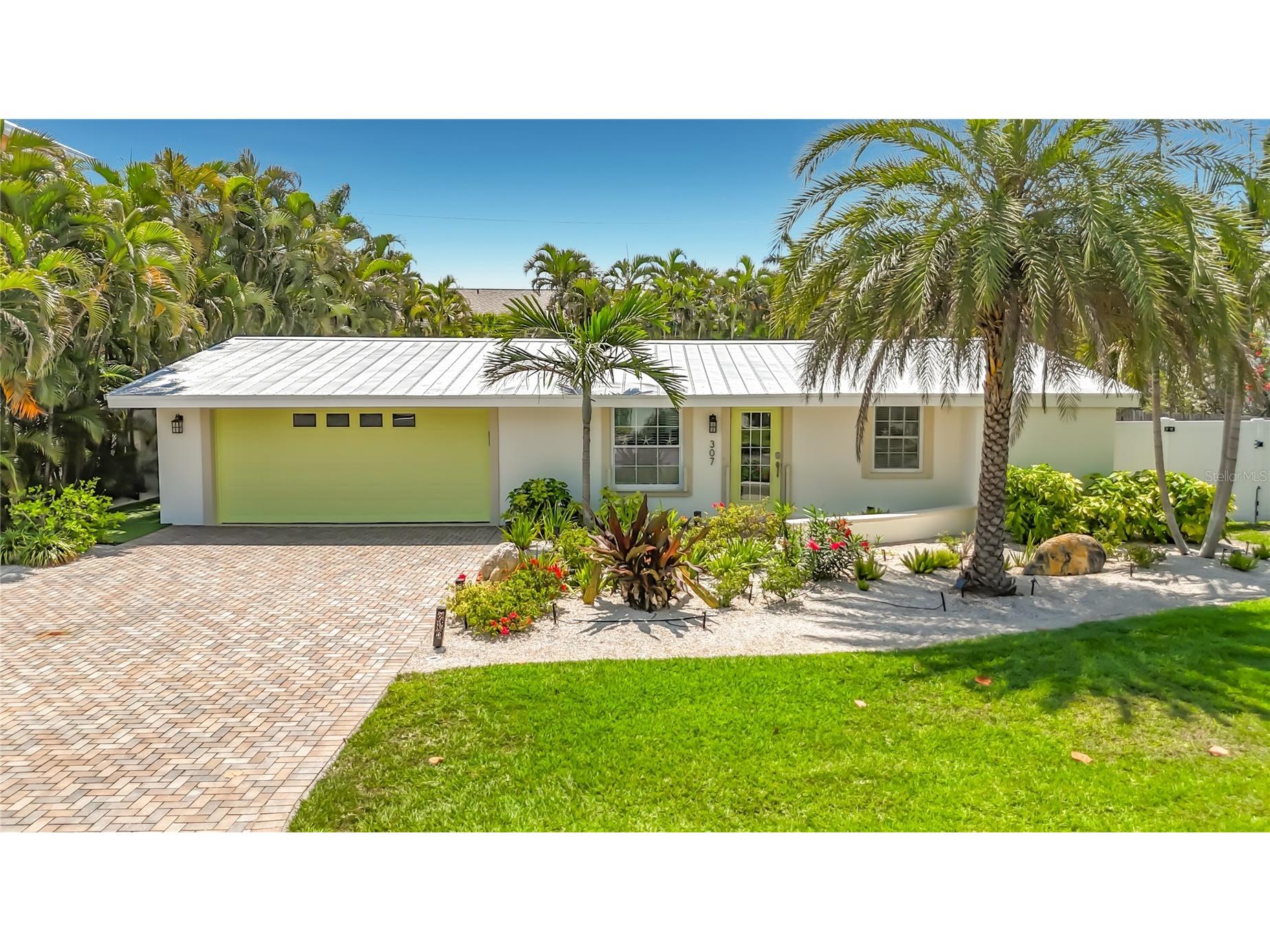 307 68th Holmes Beach FL 34217 A4692284 image1