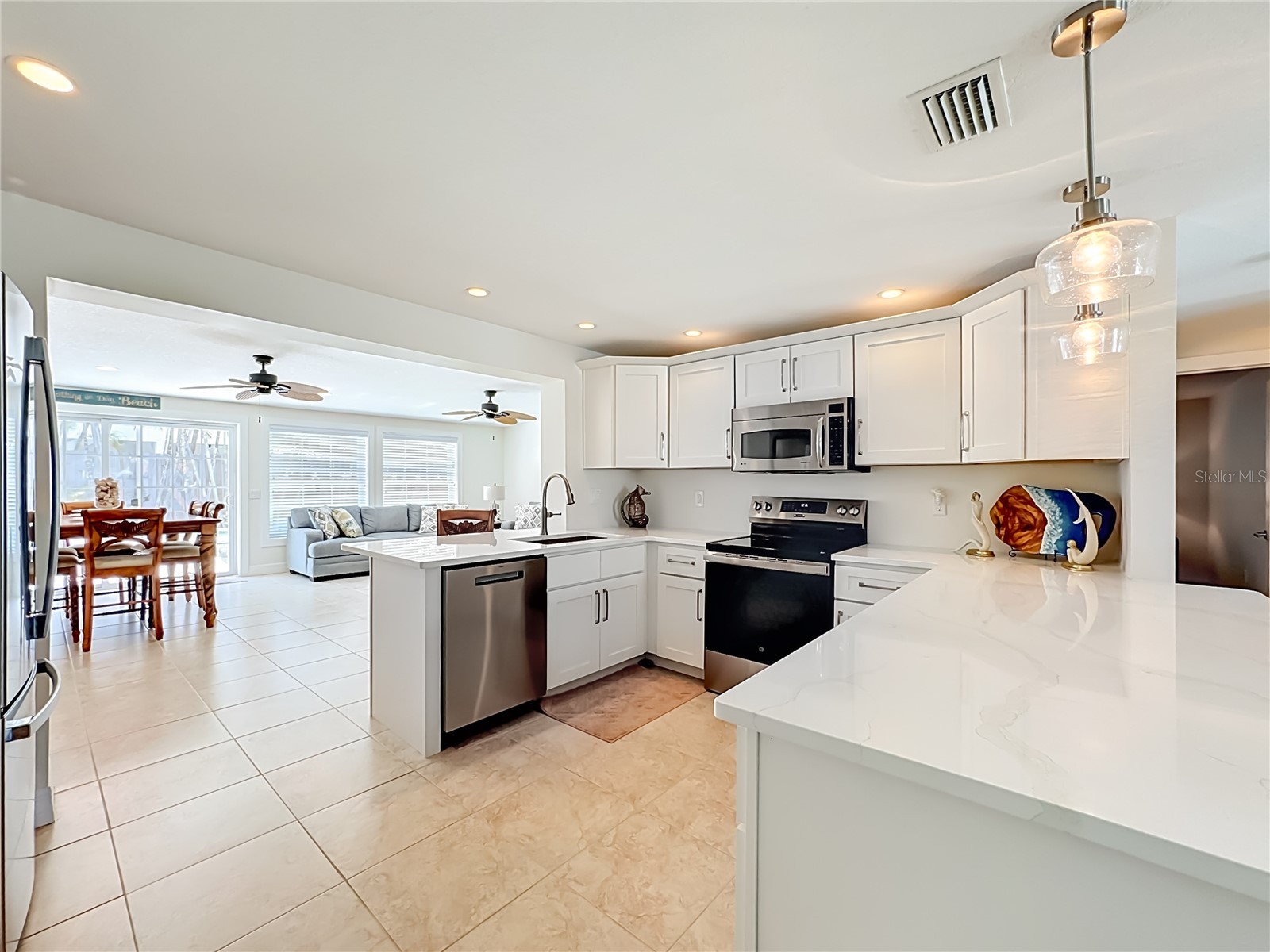 307 68th Holmes Beach FL 34217 A4692284 image18