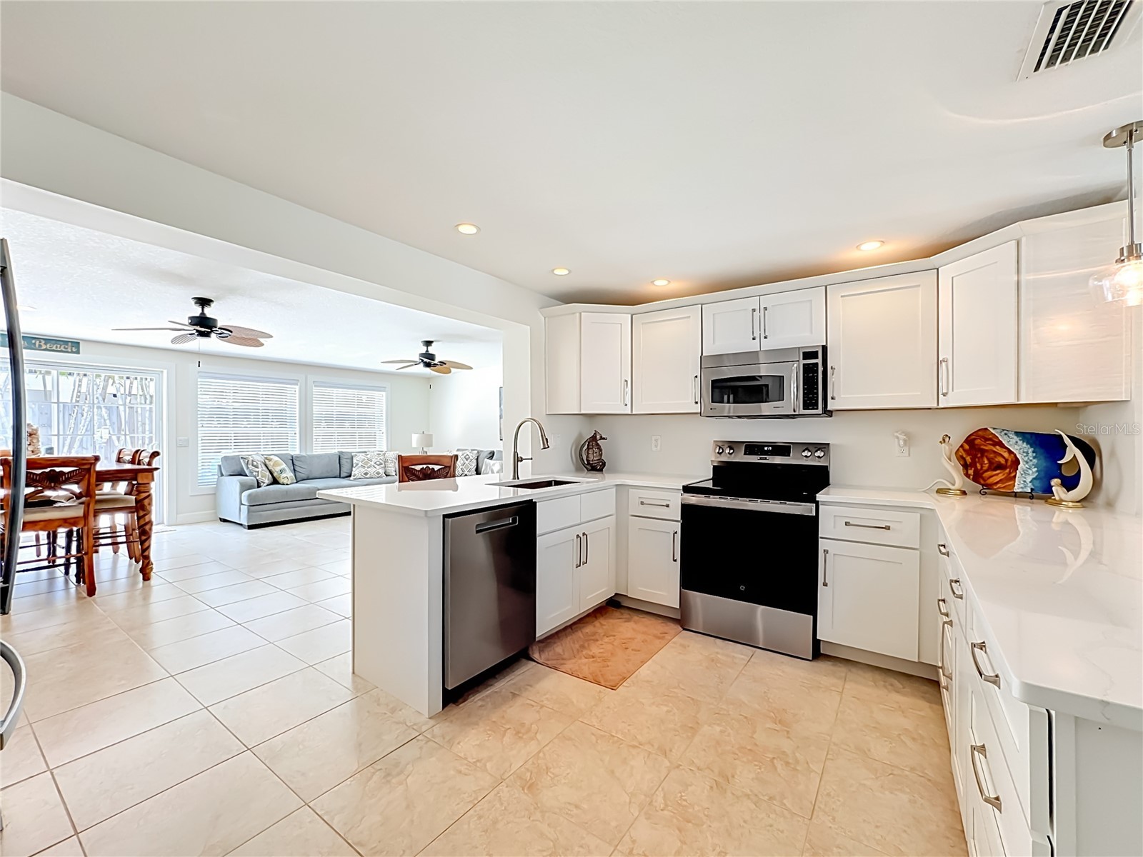 307 68th Holmes Beach FL 34217 A4692284 image19