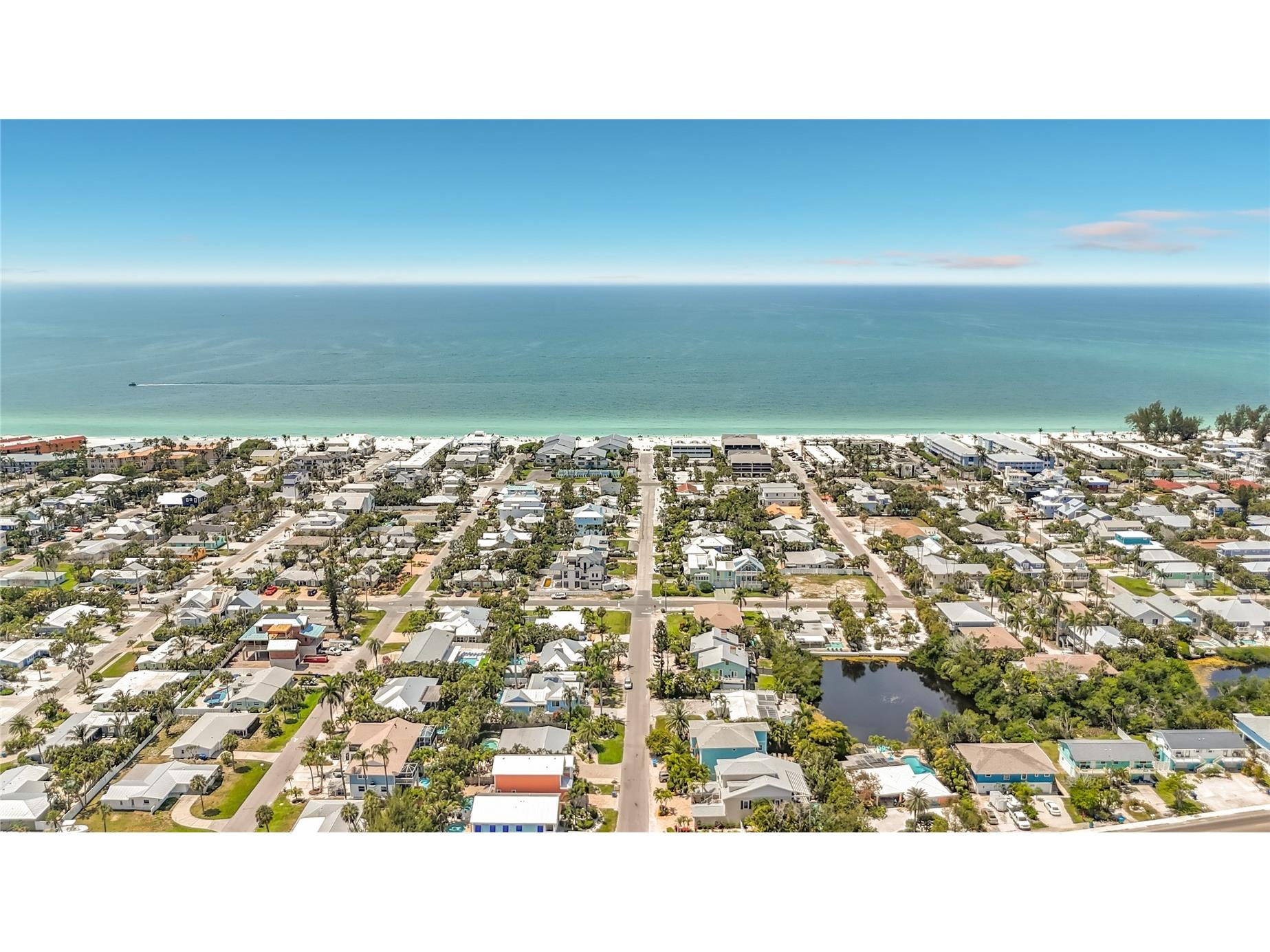 307 68th Holmes Beach FL 34217 A4692284 image4