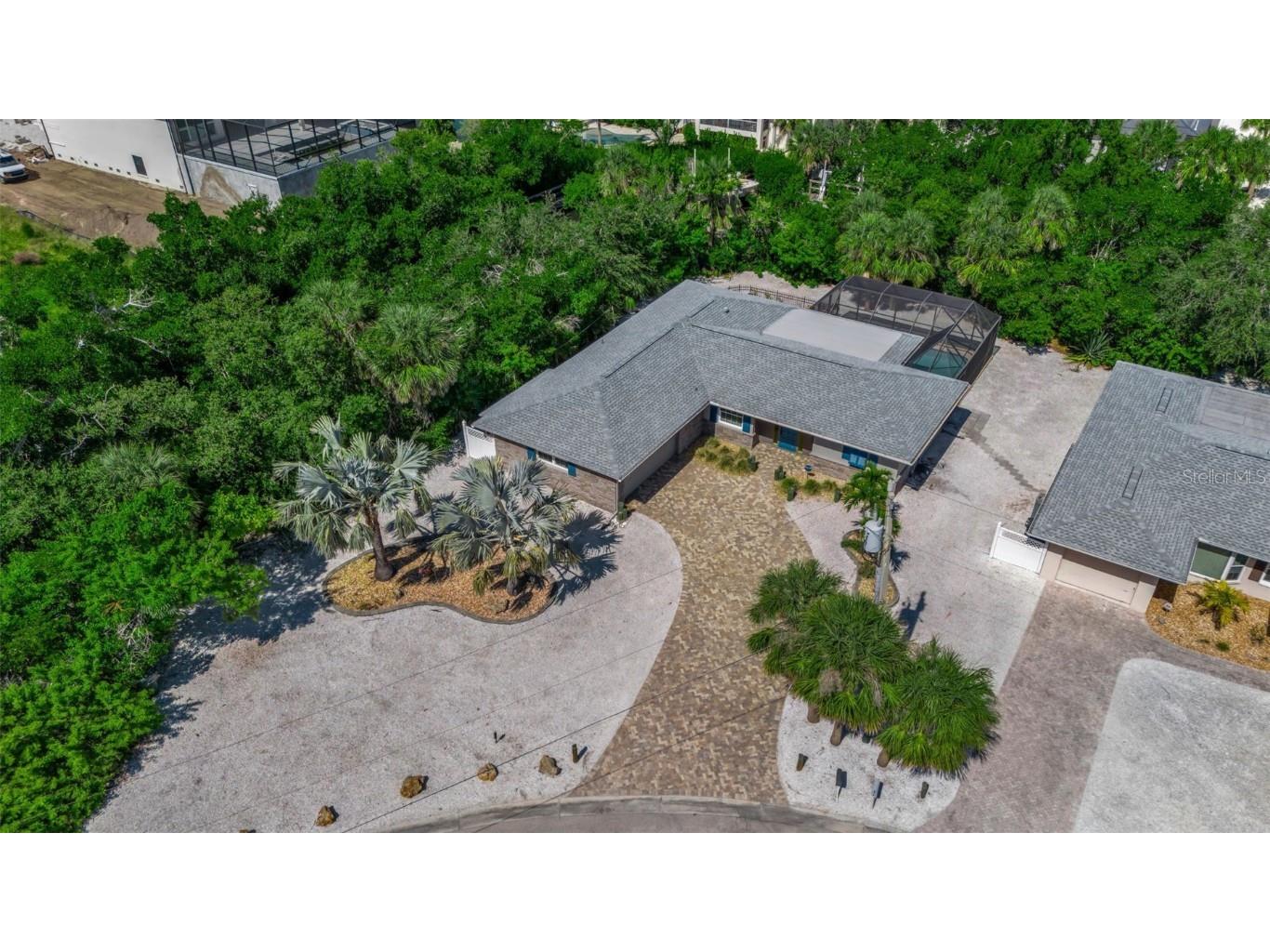 307 Avenida De Paradisio Sarasota FL 34242 A4669451 image1