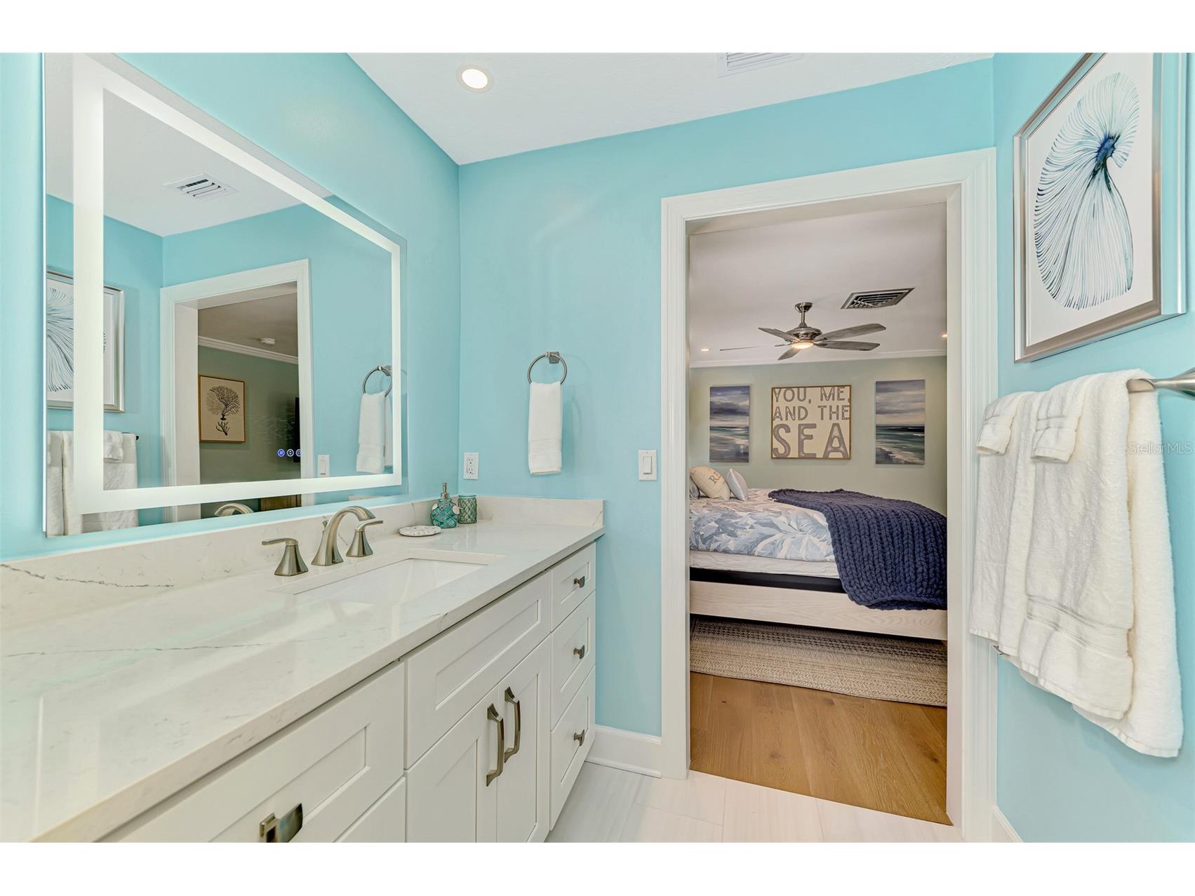 307 Avenida De Paradisio Sarasota FL 34242 A4691362 image32