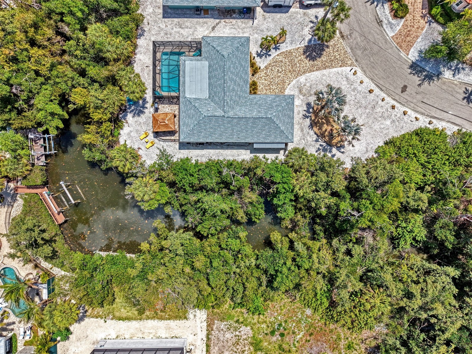 307 Avenida De Paradisio Sarasota FL 34242 A4691362 image61