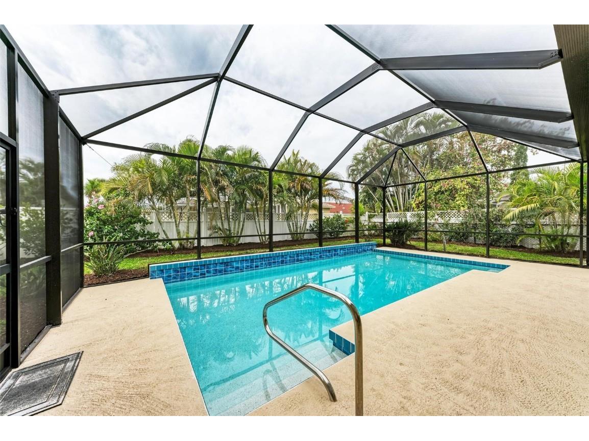 307 Bayside Parkway Nokomis FL 34275 A4602066 image1