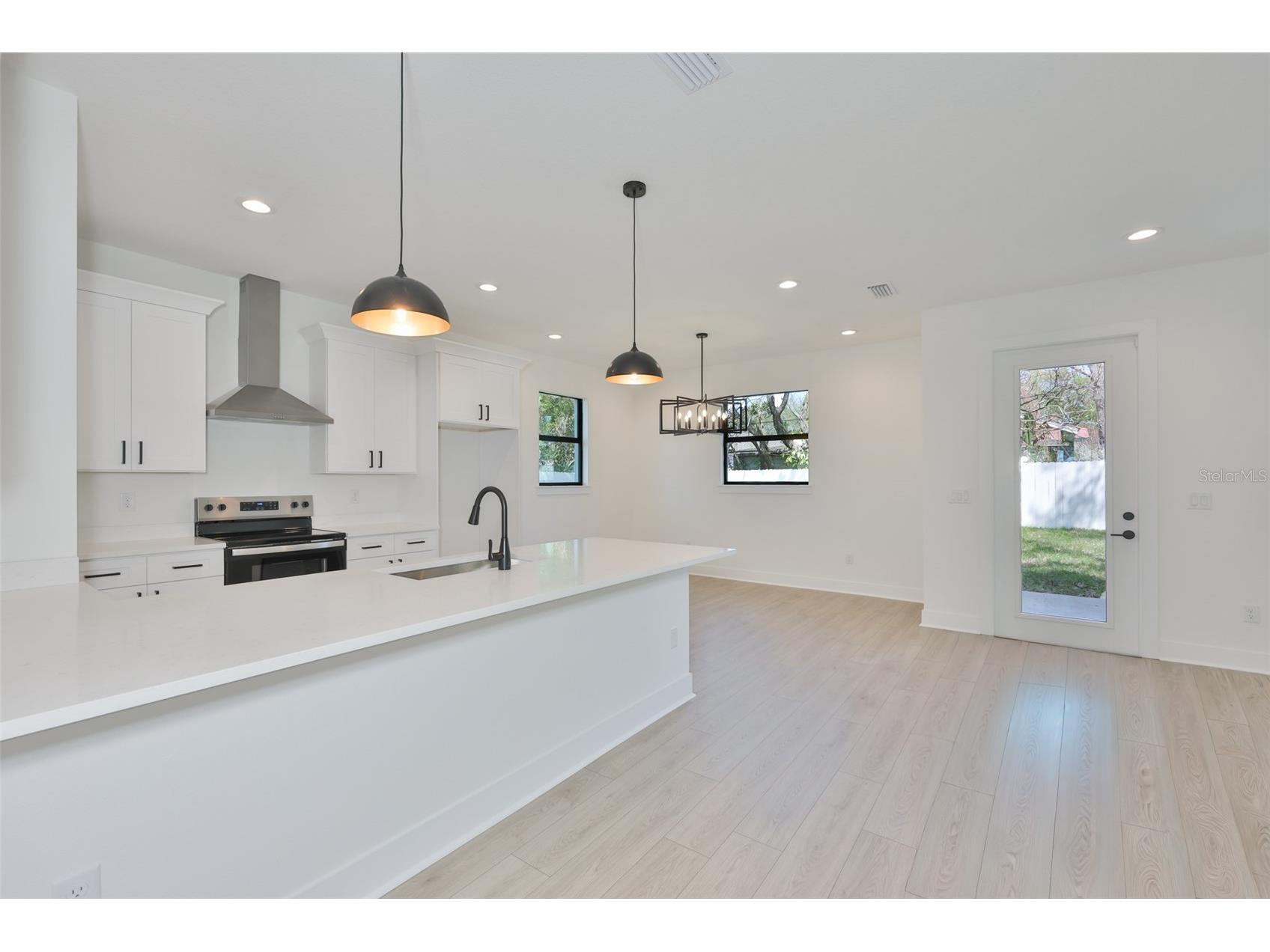 307 E Genesee Street Tampa FL 33603 TB8510505 image2