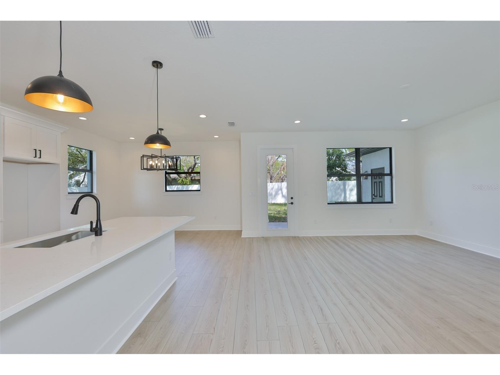 307 E Genesee Street Tampa FL 33603 TB8510505 image22