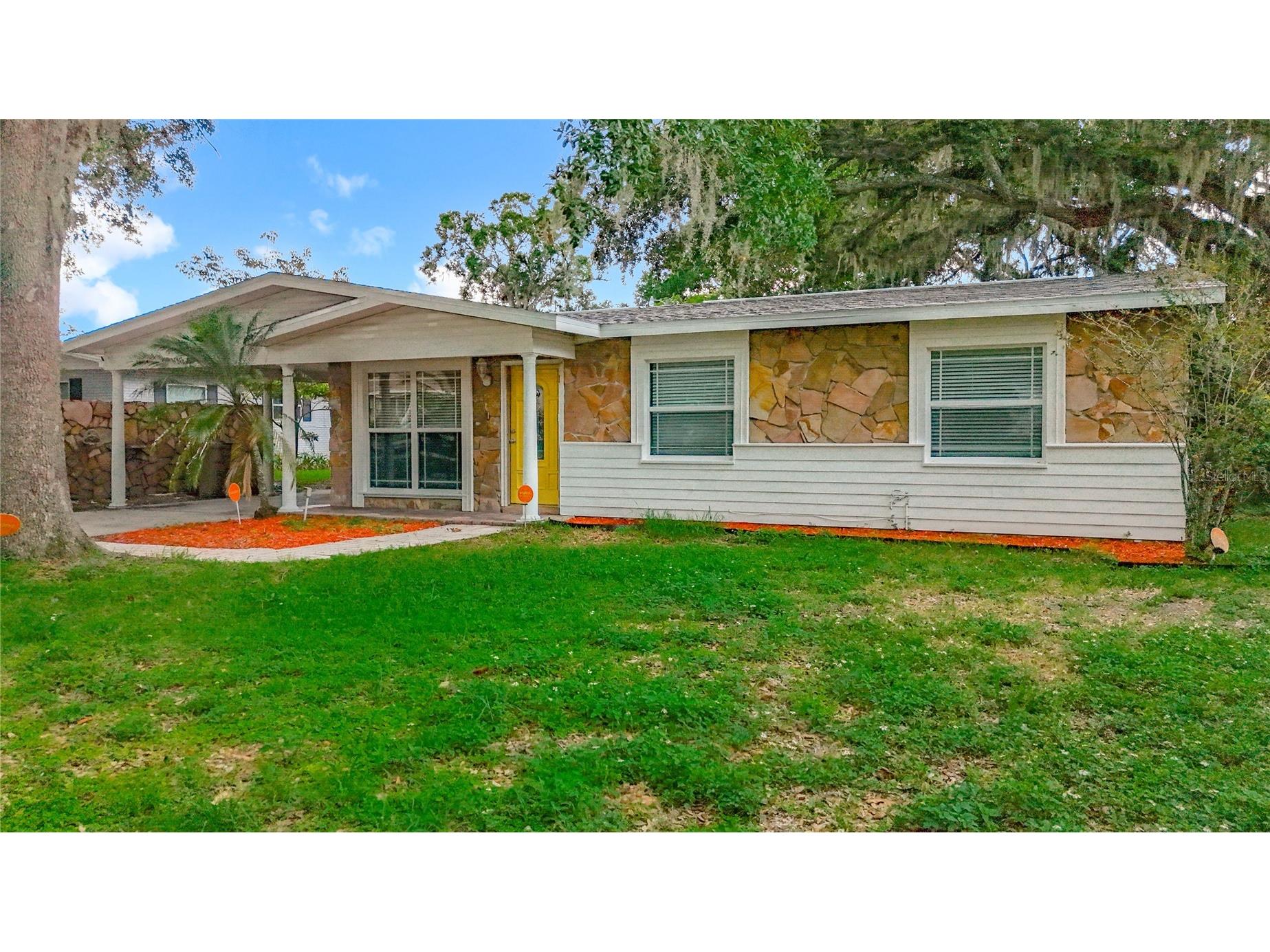 307 Fern Cliff Avenue Temple Terrace FL 33617 TB8397510 image1